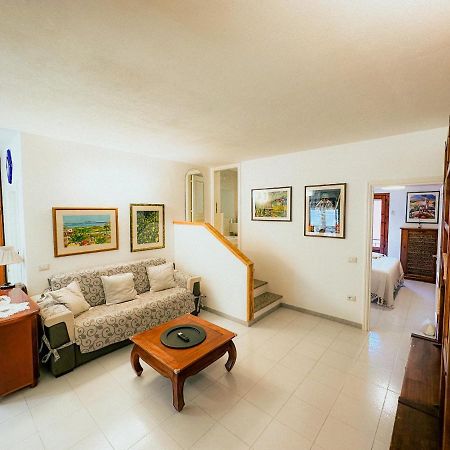Appartamento Vicino Al Centro Di Olbia Exterior foto